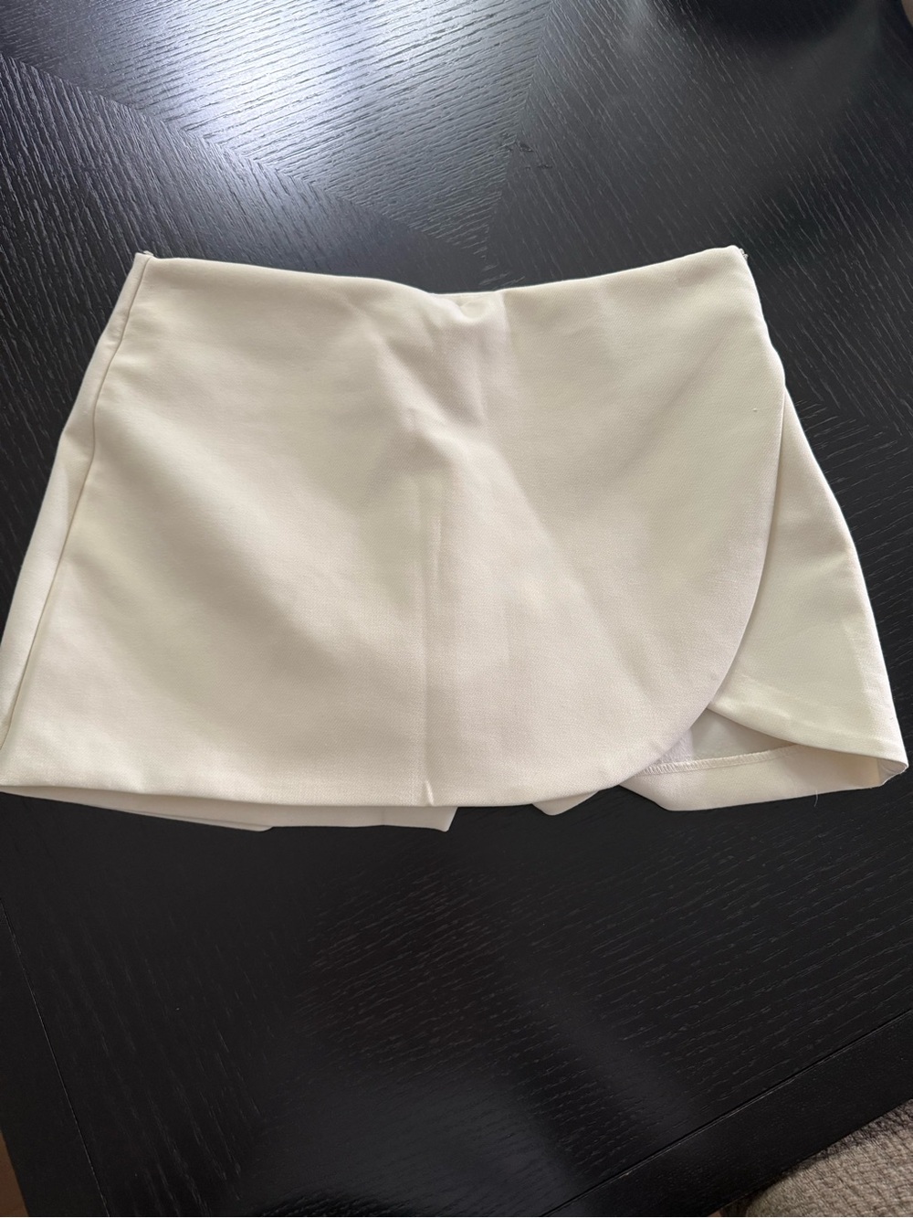 Zara Cream Wrap-Front Skort - large